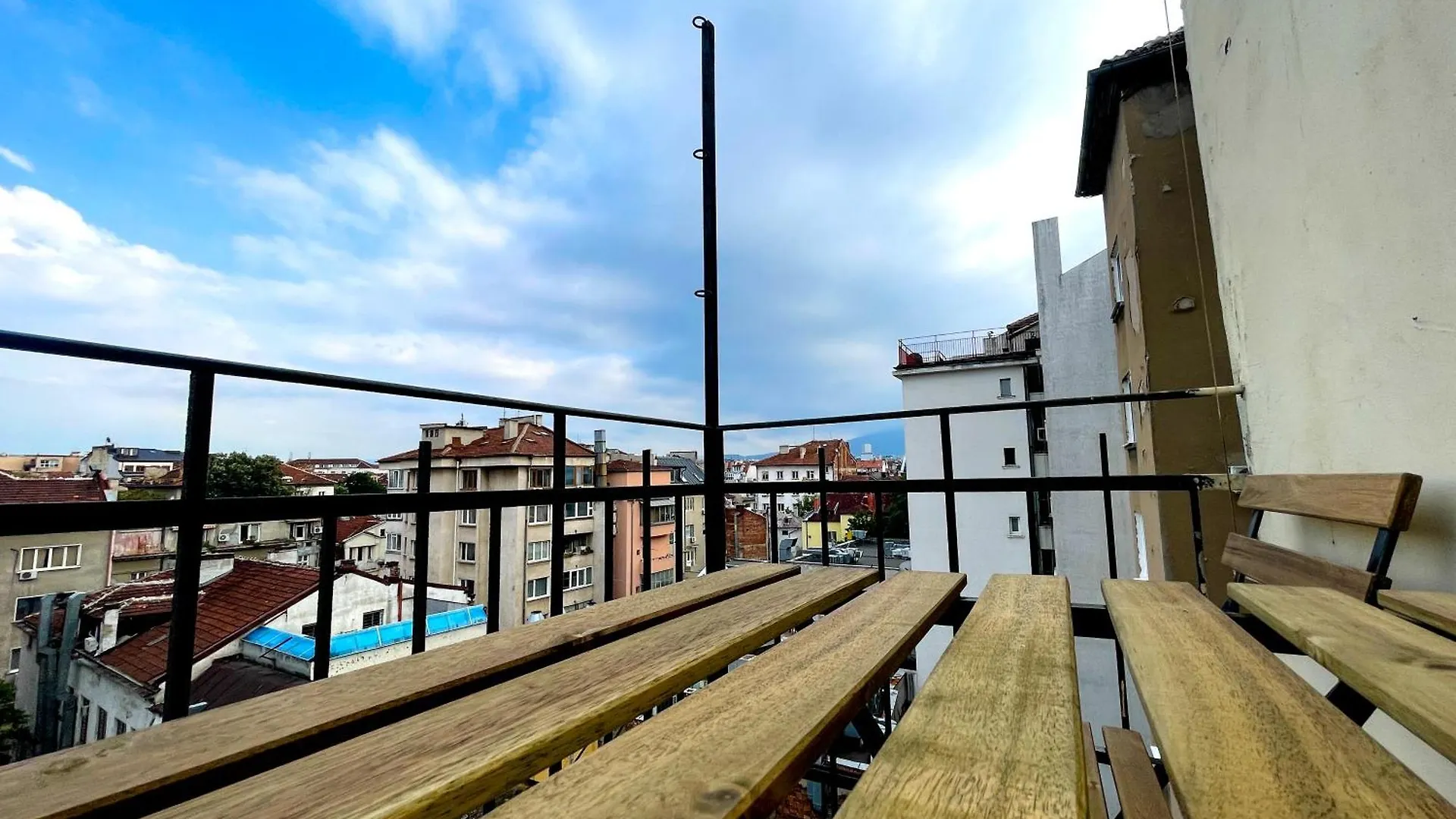 Spacious Flat On Sofia'S Main Street