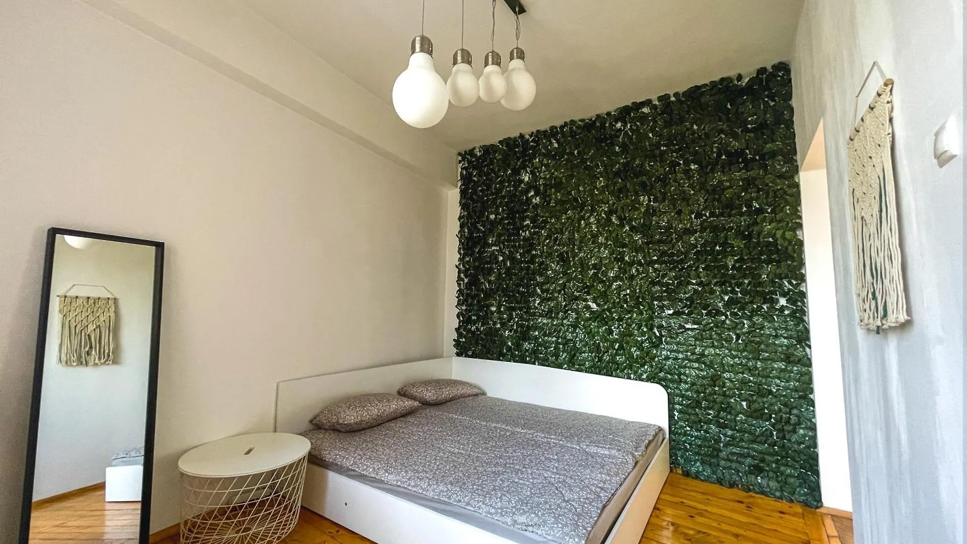 Apartment Spacious Flat On Sofia'S Main Street Bulgaria